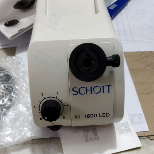 ��SCHOTT AG���w��ԴKL 1600 LED